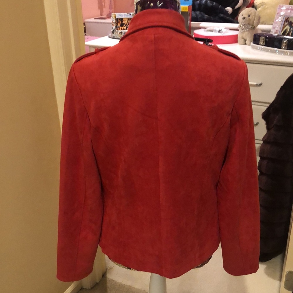 Jacket - Picture 2 of 9